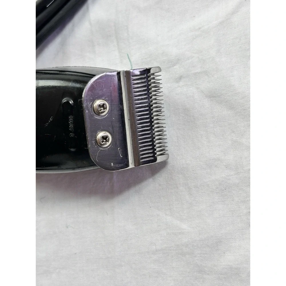Vtg Oster Classic Clippers Model 151-04 A Marroon Corded Works
